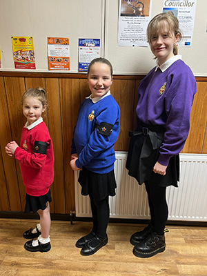 girslInUniform1